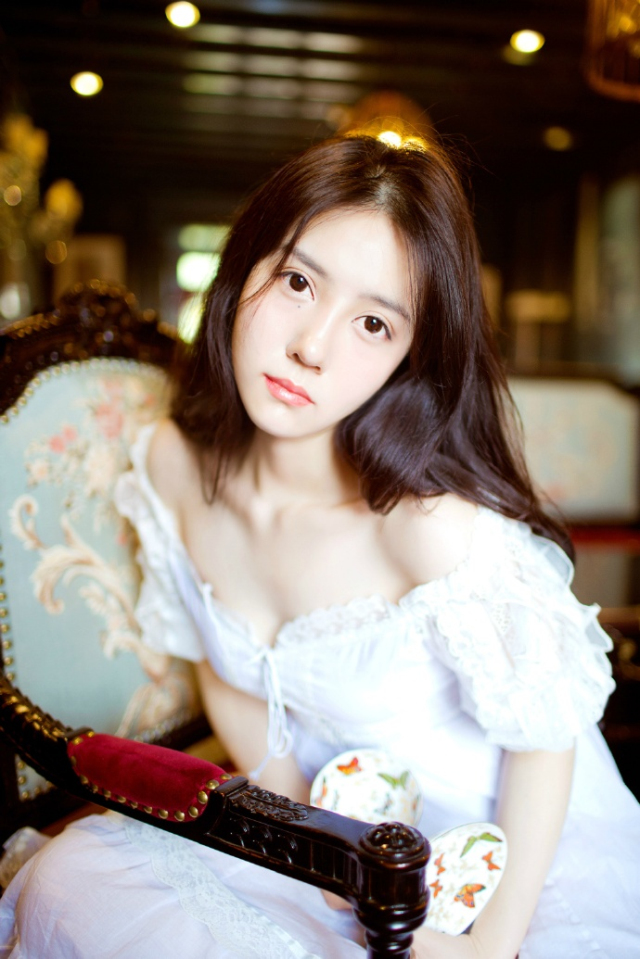 “噗~”